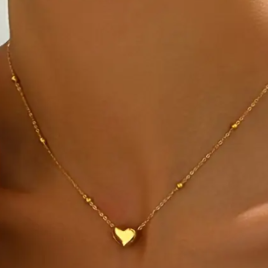 Heart Necklace  The Elegance of Emotion - drolome